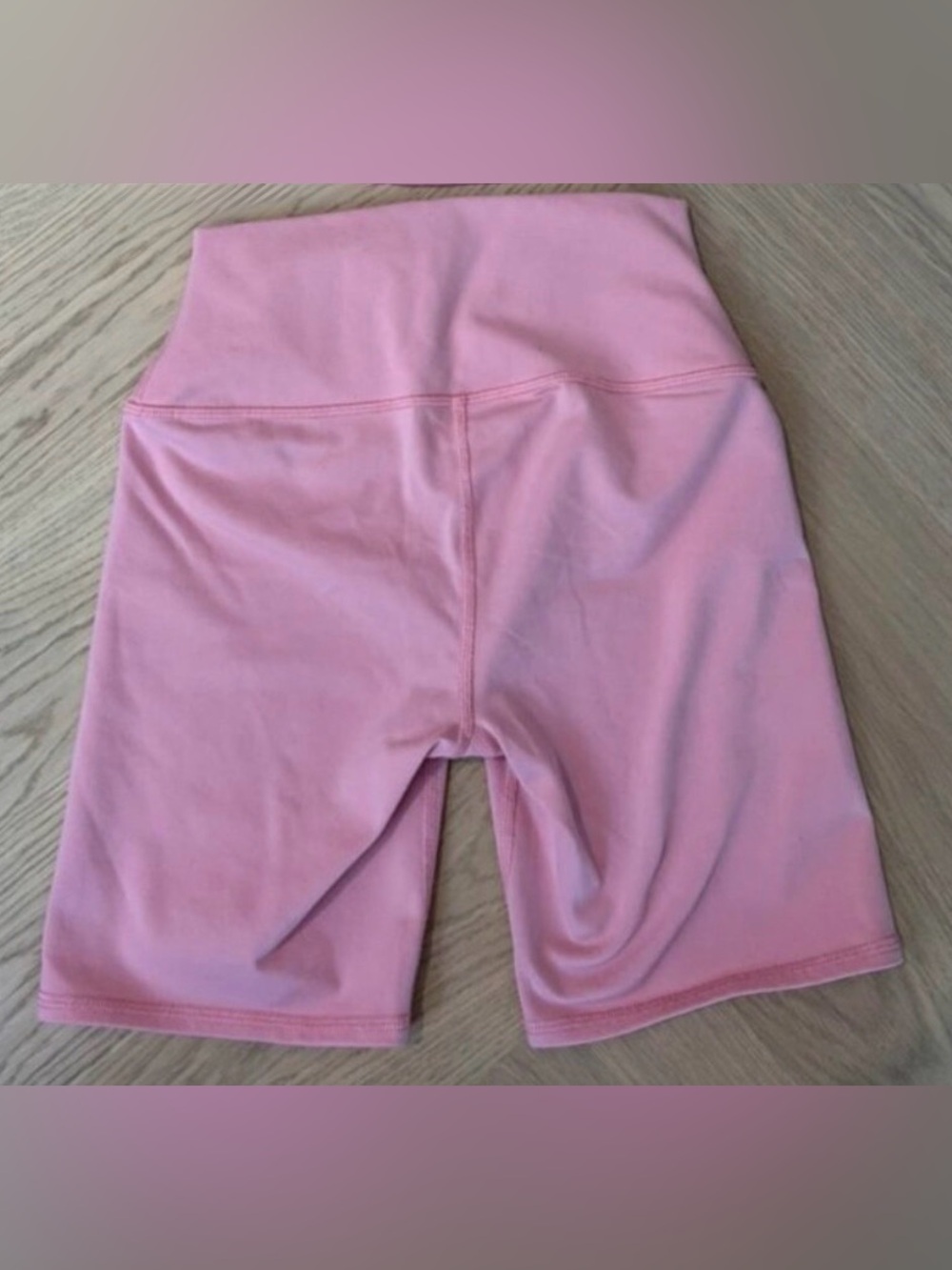 *Final Price* ALO Yoga Airbrush High-Waist Bike Shorts in Candy Heart Pink M - Picture 5 of 7
